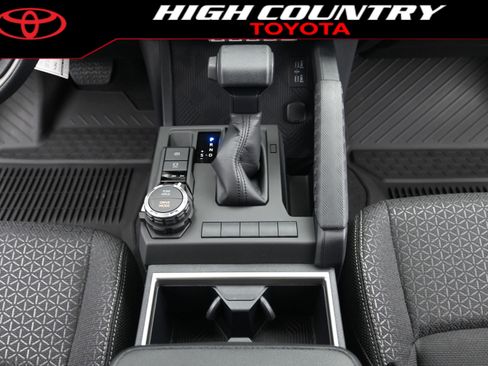 New 2026 Toyota 4Runner SR5 AWD/4WD image 19