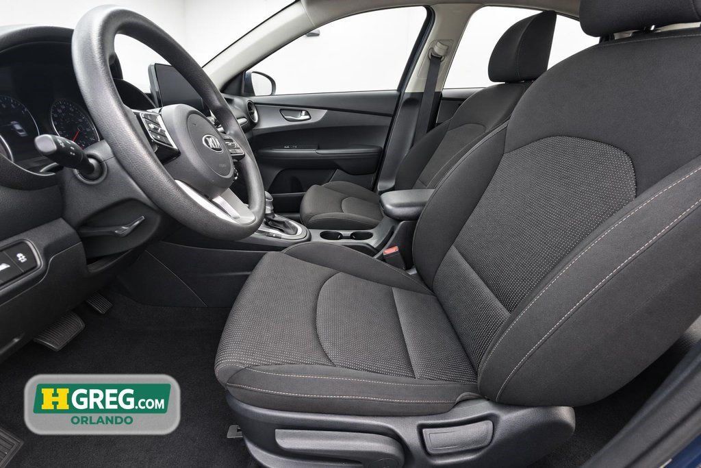Used 2021 Kia Forte LXS FWD image 10