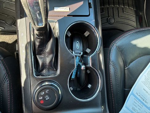 Used 2019 Ford Explorer Sport AWD/4WD image 12
