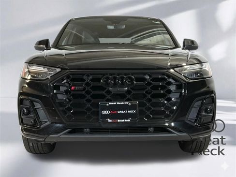 Used 2023 Audi SQ5 Premium Plus w/ Premium Plus Package image 24