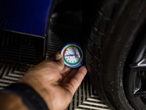 Used 2024 BMW 230i 230i w/ M Sport Package image 40