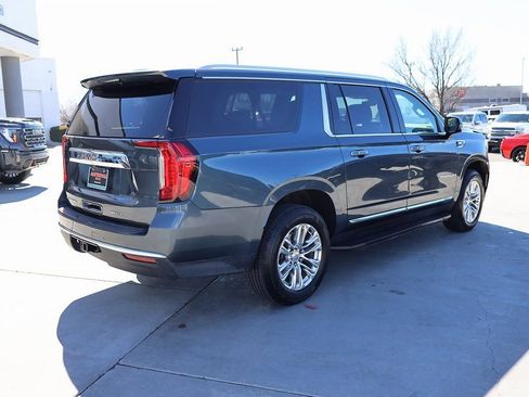 Used 2021 GMC Yukon XL SLT w/ SLT Luxury Plus Package image 6