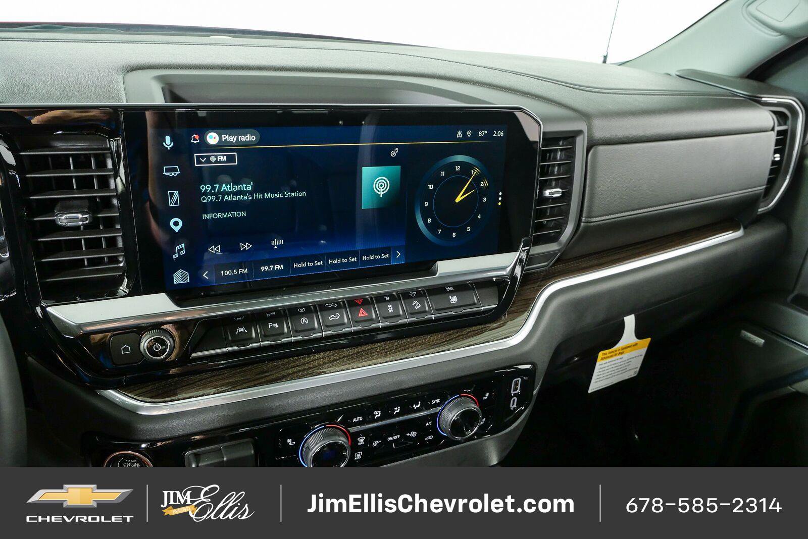 New 2026 Chevrolet Silverado 1500 RST w/ RST All Star Premium Package AWD/4WD image 13
