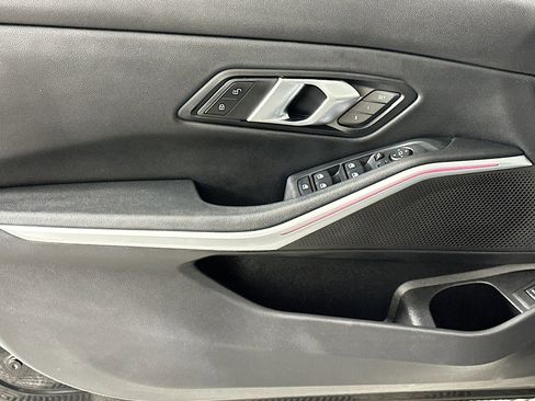 Used 2025 BMW 330i Sedan RWD image 21