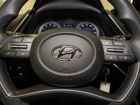 Used 2021 Hyundai Sonata SE image 16
