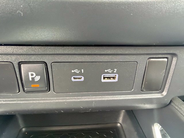 Used 2022 Nissan Frontier SV w/ Technology Package AWD/4WD image 16
