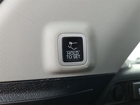 Used 2024 Jeep Grand Cherokee Limited 4xe image 28