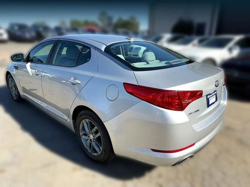 Used 2013 Kia Optima LX image 3