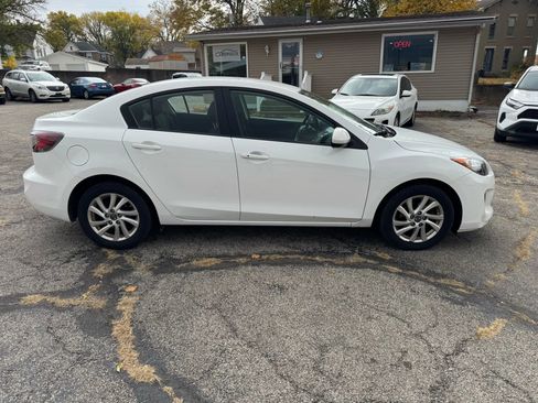 Used 2013 MAZDA MAZDA3 i Touring image 4