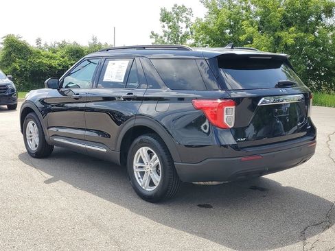 Certified 2023 Ford Explorer XLT AWD/4WD image 3