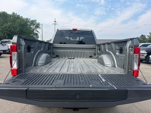 Used 2019 Ford F250 Lariat w/ Chrome Package AWD/4WD image 8