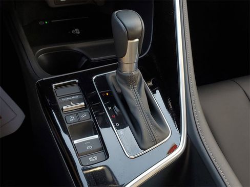 Certified 2025 Acura ADX FWD image 31