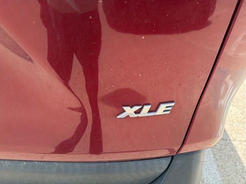 Used 2023 Toyota RAV4 XLE Premium FWD image 6