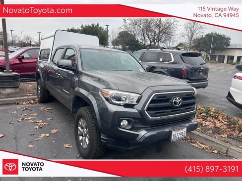 Used 2016 Toyota Tacoma SR5 image 1