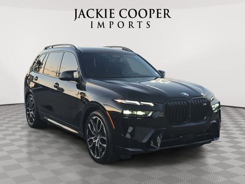 Used 2023 BMW X7 M60i w/ Executive Package AWD/4WD image 3
