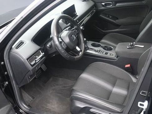Certified 2025 Honda Civic Sport image 17
