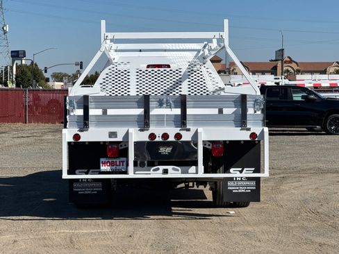 New 2026 RAM 5500 Tradesman w/ Chrome Appearance Group image 4