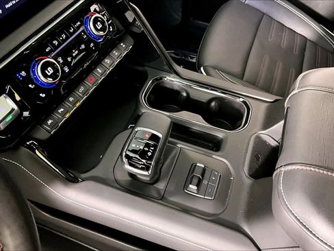 Certified 2025 GMC Sierra 1500 AT4X image 15