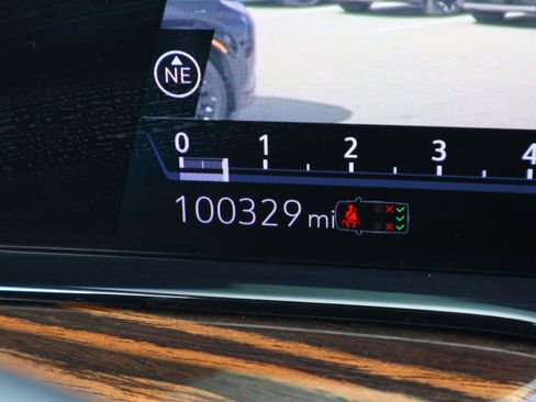 Used 2023 Cadillac Escalade Premium Luxury w/ LPO, Floor Liner Package image 37