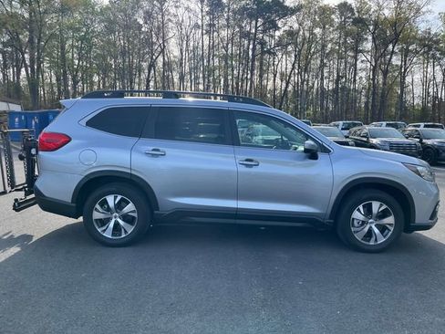 Used 2022 Subaru Ascent Premium w/ Convenience Package image 6