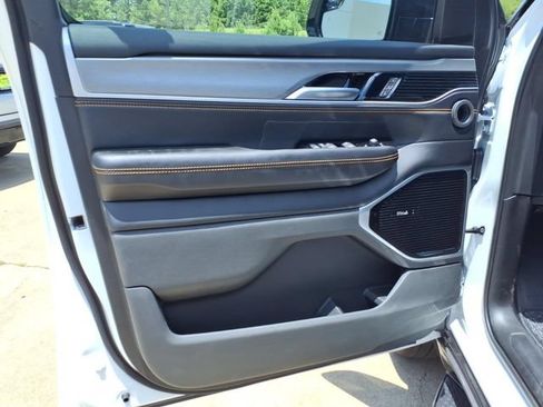 New 2026 Jeep Grand Wagoneer L 4WD image 21