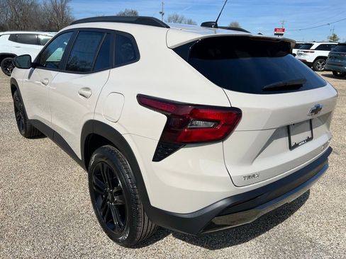 New 2026 Chevrolet Trax ACTIV FWD image 5