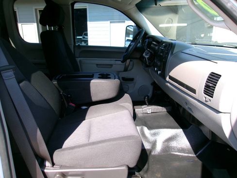 Used 2013 GMC Sierra 2500 W/T AWD/4WD image 14