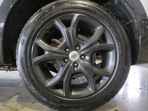 Used 2024 Dodge Hornet R/T w/ R/T Blacktop Package AWD/4WD image 26