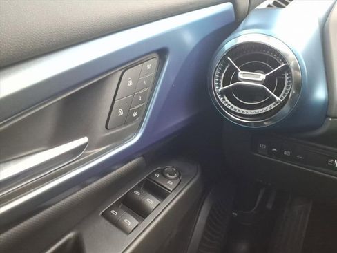 New 2026 Chevrolet Equinox EV LT image 20