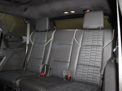 Certified 2024 Cadillac Escalade Sport Platinum w/ LPO, ONYX Package AWD/4WD image 13