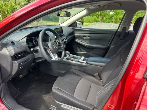 Used 2023 Nissan Sentra SV w/ Lighting Package FWD image 9