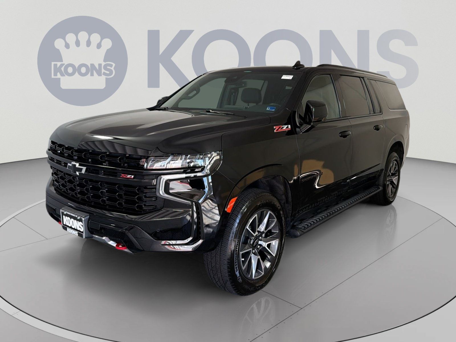 Used 2024 Chevrolet Suburban Z71 w/ Luxury Package AWD/4WD image 1