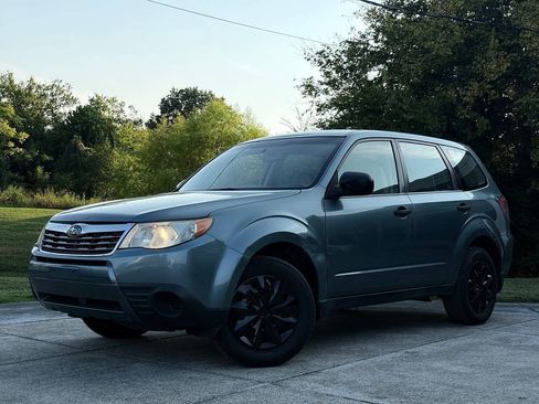 Used 2010 Subaru Forester 2.5X AWD/4WD image 1
