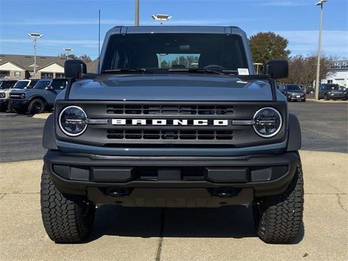 New 2025 Ford Bronco Base w/ Sasquatch Package image 6