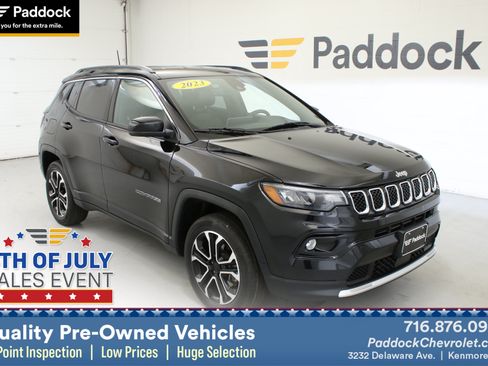 Used 2023 Jeep Compass Limited AWD/4WD image 1