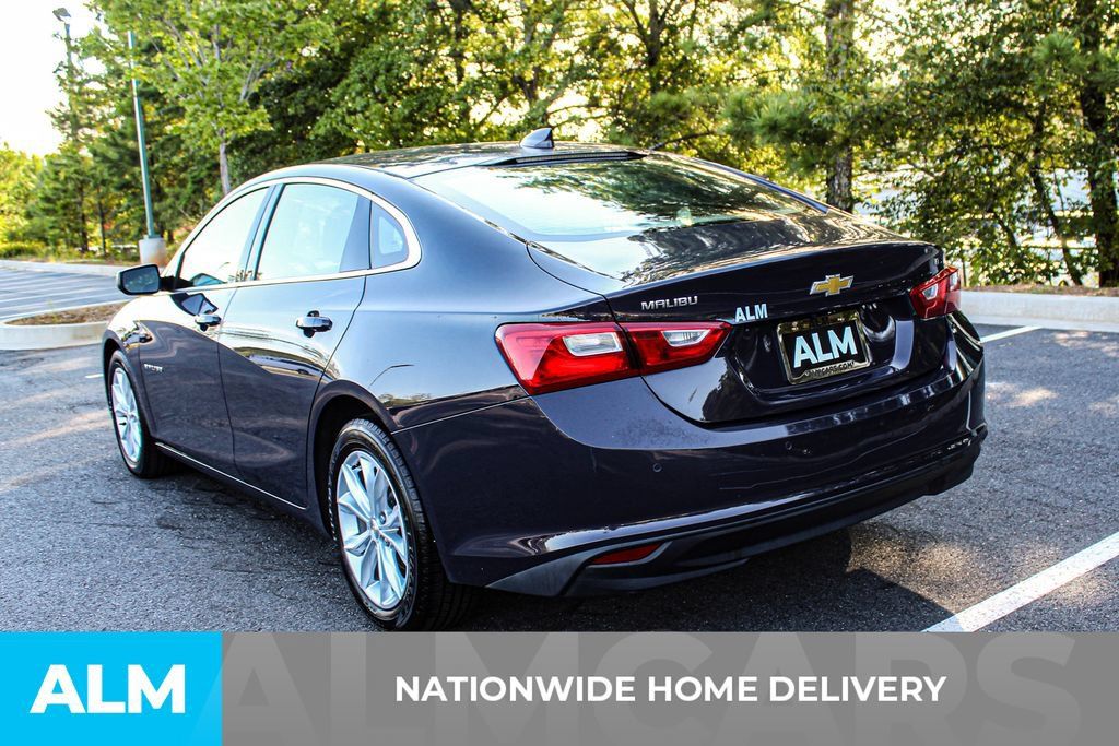 Used 2025 Chevrolet Malibu LT FWD image 4