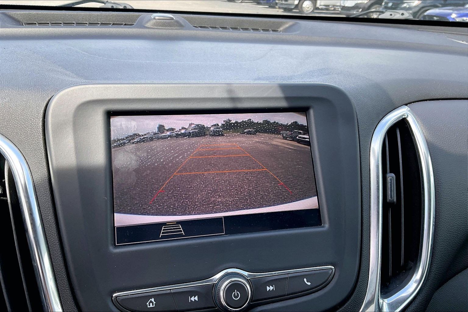 Used 2024 Chevrolet Equinox LT FWD image 23