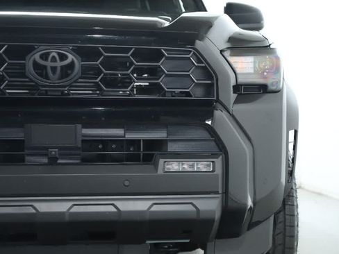 Used 2026 Toyota 4Runner TRD Off-Road Premium AWD/4WD image 7