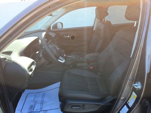 New 2026 Honda HR-V EX-L image 17