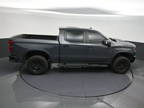 Used 2025 Chevrolet Silverado 1500 ZR2 w/ Technology Package AWD/4WD image 21
