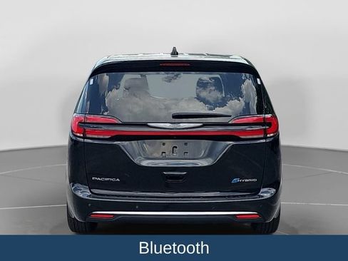 Used 2024 Chrysler Pacifica Limited FWD image 5