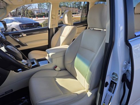 Certified 2022 Lexus GX 460 Luxury image 16