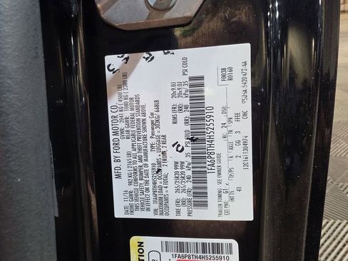 Used 2017 Ford Mustang Premium RWD image 25