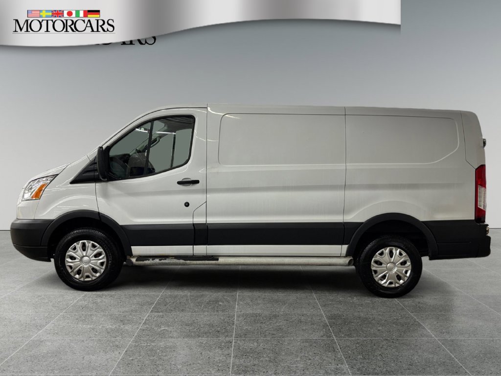 Used 2015 Ford Transit 250 130 Low Roof w/ Exterior Upgrade Package RWD image 6
