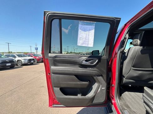 Used 2021 GMC Yukon XL SLT w/ SLT Luxury Plus Package AWD/4WD image 24