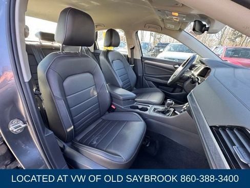Certified 2024 Volkswagen Jetta SE FWD image 22