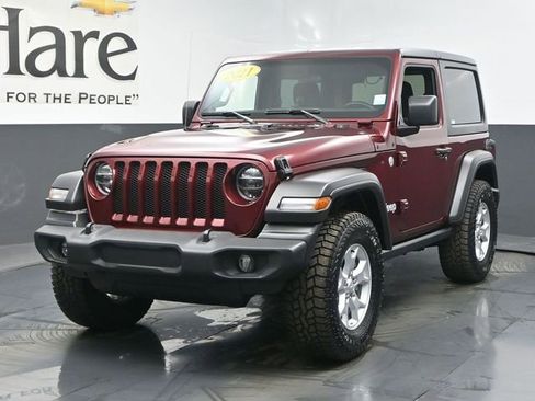 Used 2021 Jeep Wrangler Sport image 28