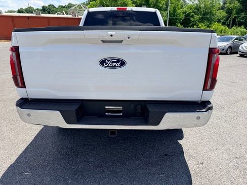 Used 2025 Ford F150 Lariat w/ Equipment Group 502A High AWD/4WD image 4