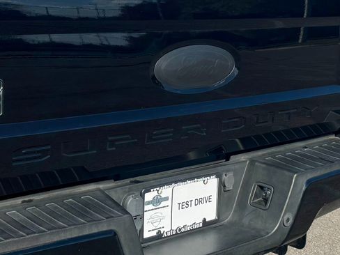 Used 2019 Ford F250 Lariat w/ Lariat Ultimate Package image 24