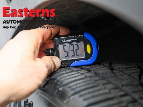 Used 2023 Chevrolet Blazer LT image 29